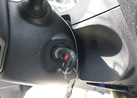 2018 Toyota Corolla Le z USA, uszkodzony, nr VIN 2T1BURHE5JC078895